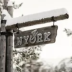 Nyork Chalet, ヘムセダール