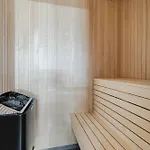 Nyork Chalet,