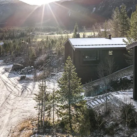 Nyork Chalet, Prázdninový dům