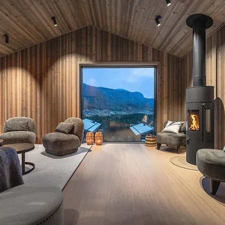Nyork Chalet, Хемседал